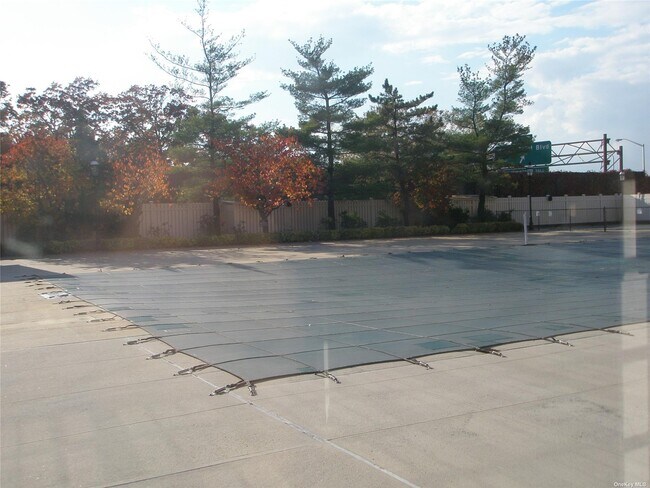 Building Photo - 14-1 Bonnie Ln
