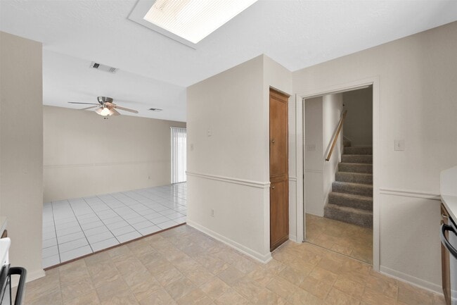 Building Photo - 1603 Hazelwood St