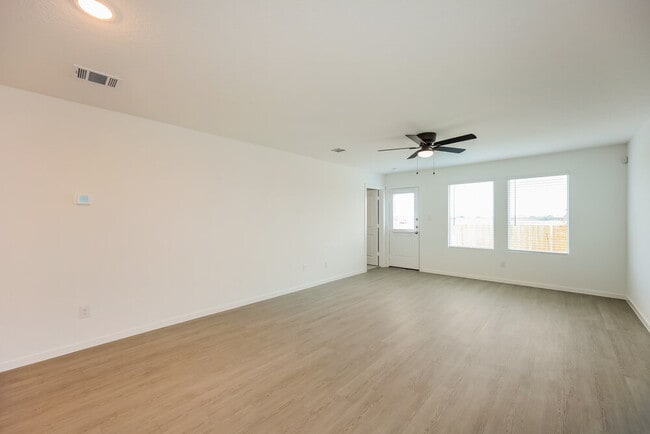 Building Photo - 1842 Musk Rose