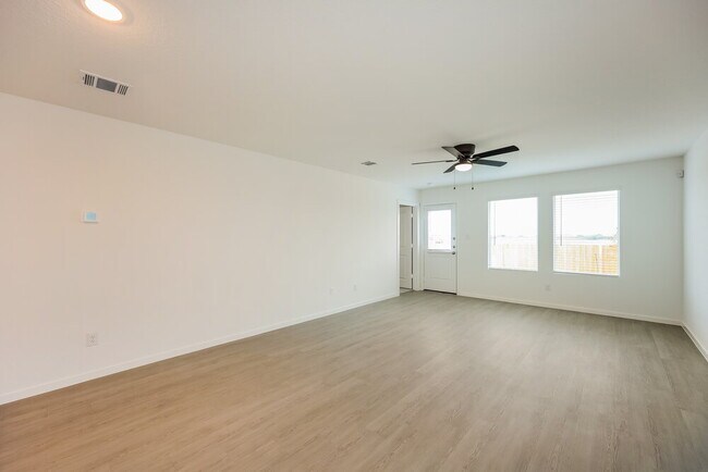 Foto del edificio - 1842 Musk Rose