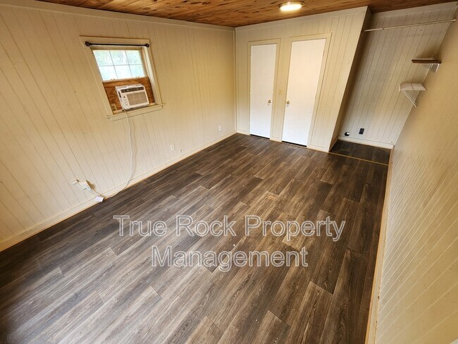 Foto del edificio - 509 N Division St