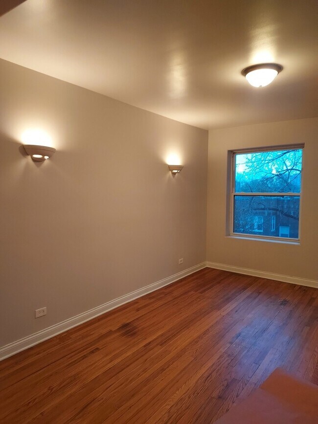 Foto del edificio - 7252 S Merrill Ave