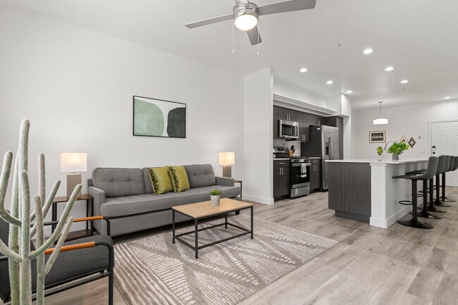 Foto del edificio - 9450 W Cabela Dr