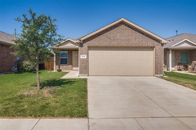 Foto principal - 2525 Russell St