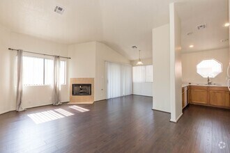 Building Photo - 5056 S Rainbow Blvd