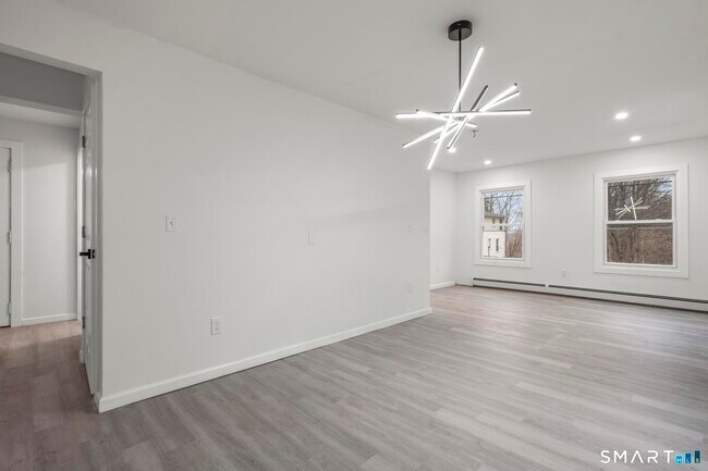 Foto del edificio - 93 Sunnyside Ave