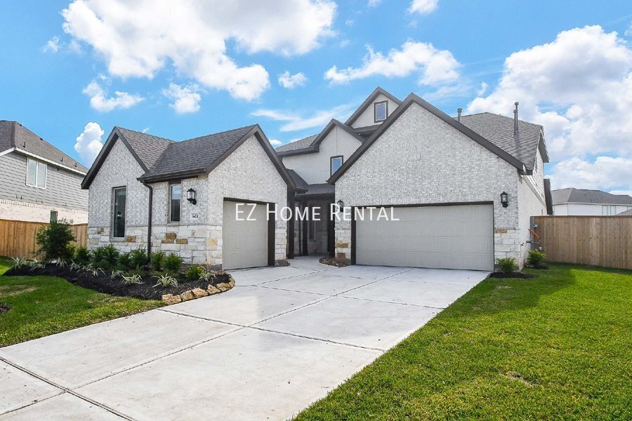 Foto principal - 5624 Forest Cove Drive
