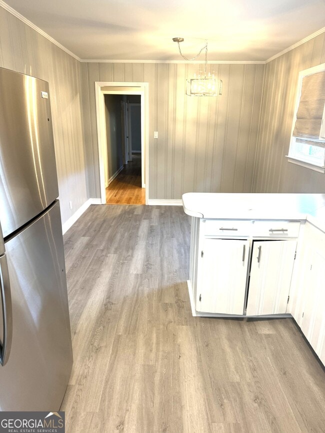 Building Photo - 819 Ellenwood Cir