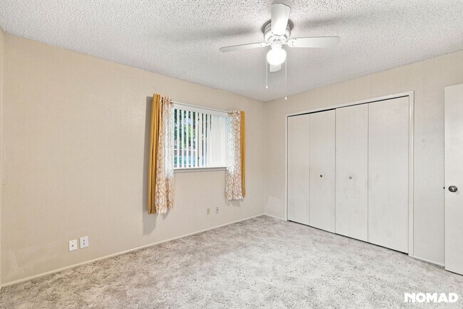 Foto del edificio - 8346 Shoal Creek Dr