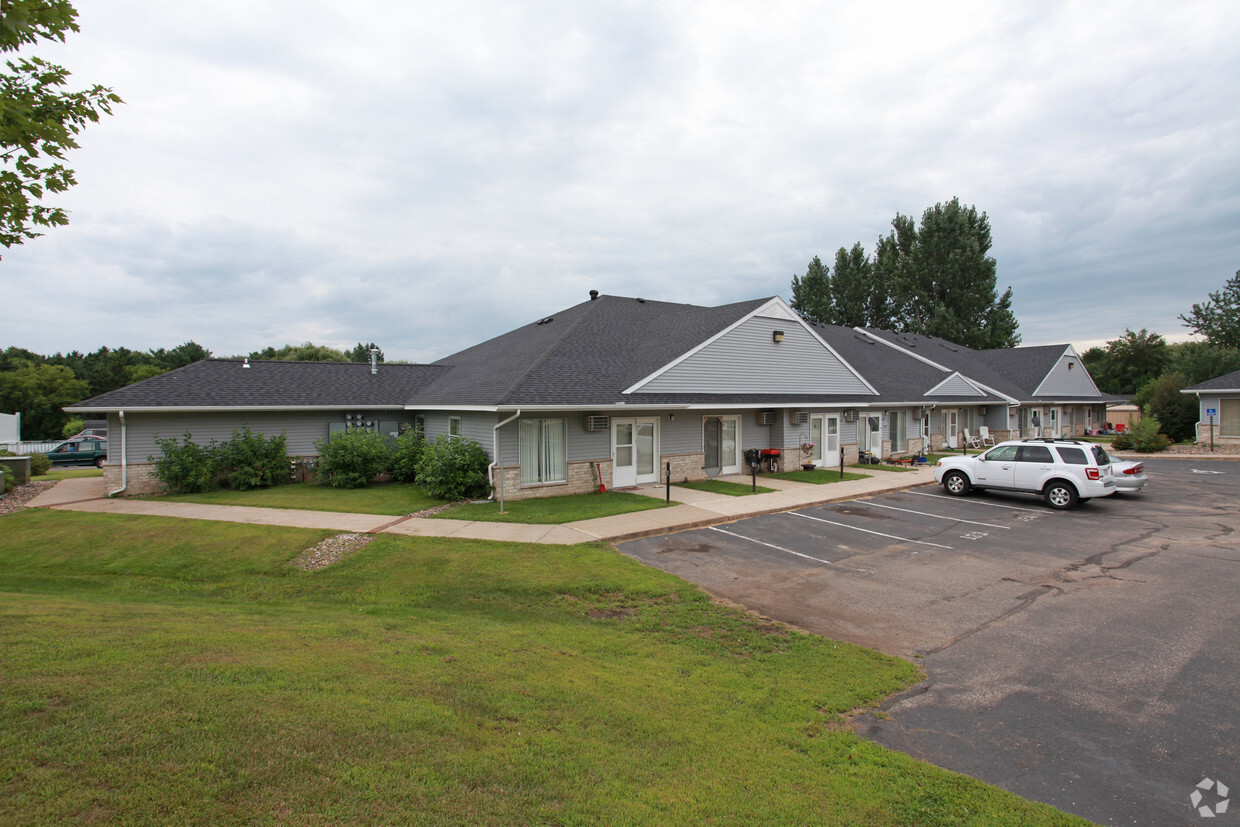 Primary Photo - St. Croix Commons Apts.