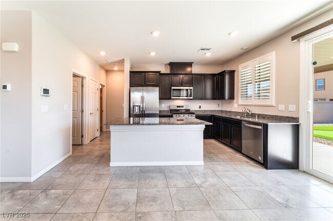 Building Photo - 4351 Browns Creek Ave