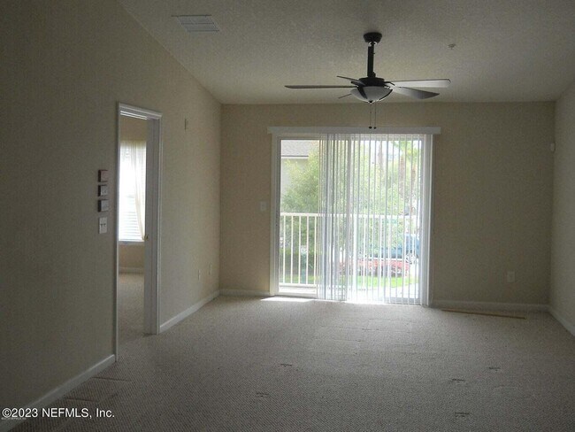 Building Photo - 7051 Deer Lodge Cir