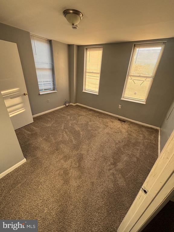 Foto del edificio - 1501 N Payson St