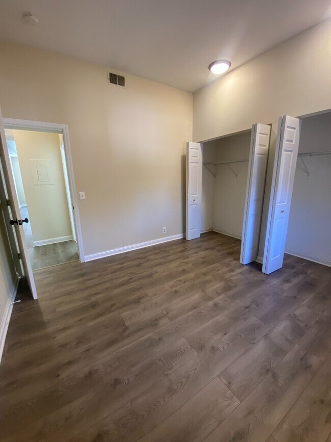 Foto del edificio - 911-A Geyer