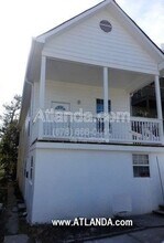 Building Photo - 165 Little St SE