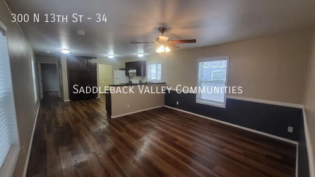 Foto del edificio - 300 N 13th St