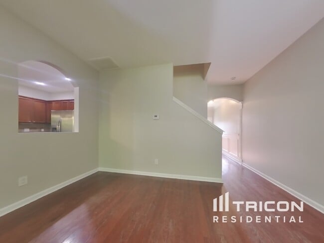 Building Photo - 127 Bethany Manor Dr