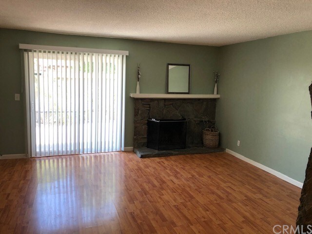 Foto del edificio - 3311 Topaz Ln