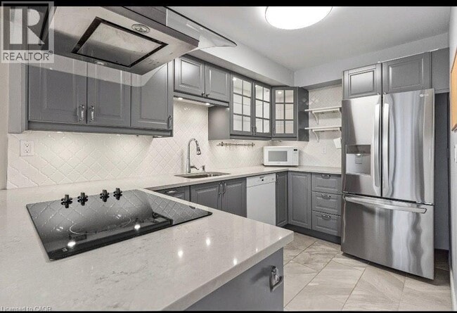 Building Photo - 1300 Marlborough Ct