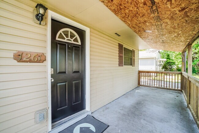 Foto del edificio - 1261 Grovewood Dr