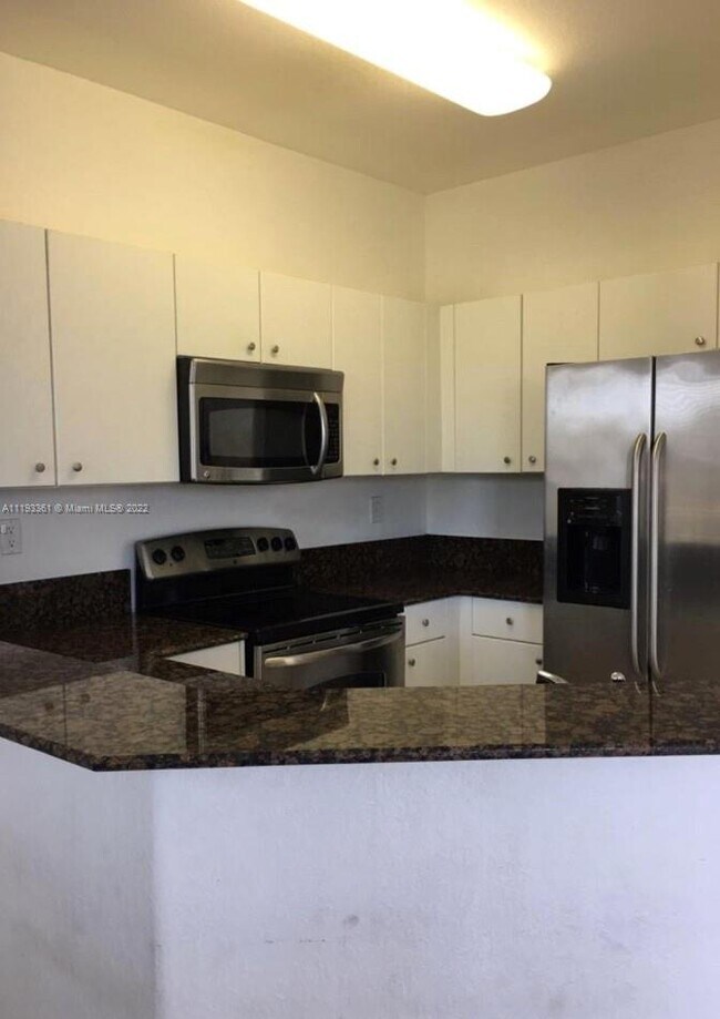 Foto del edificio - 10983 NW 79th St