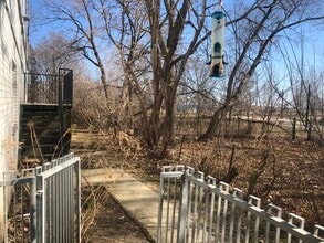 Building Photo - 4 Superior Ave