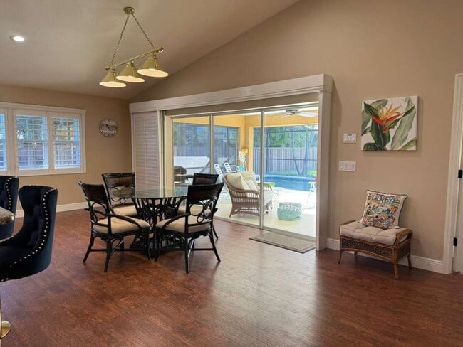 Foto del edificio - 4BR / 2BA Pool Home Near the Beach – Bonita Springs, FL