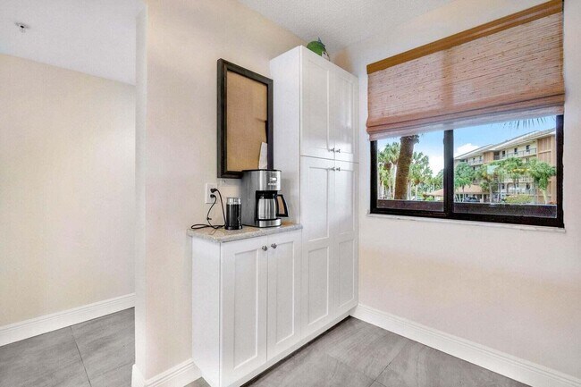 Foto del edificio - 2601 Marina Isle Way