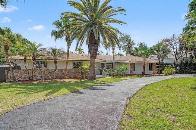 Foto del edificio - 13621 SW 103rd Ave