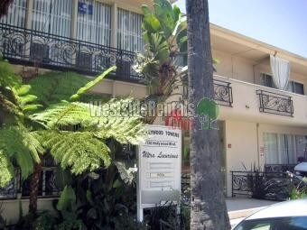 Primary Photo - 7130 Hollywood Blvd