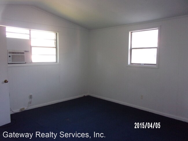 Building Photo - 3 br, 1 bath House - 917 Howe St