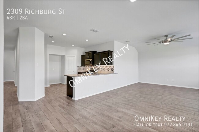 Building Photo - 2309 Richburg St