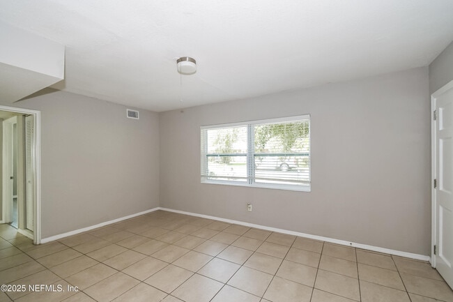 Building Photo - 3112 Hartridge St