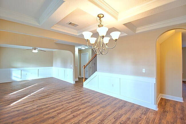 Foto del edificio - 381 Mancy Garrason Loop