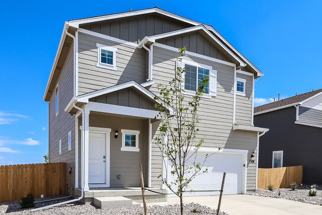 Building Photo - 7308 Crystal Ave