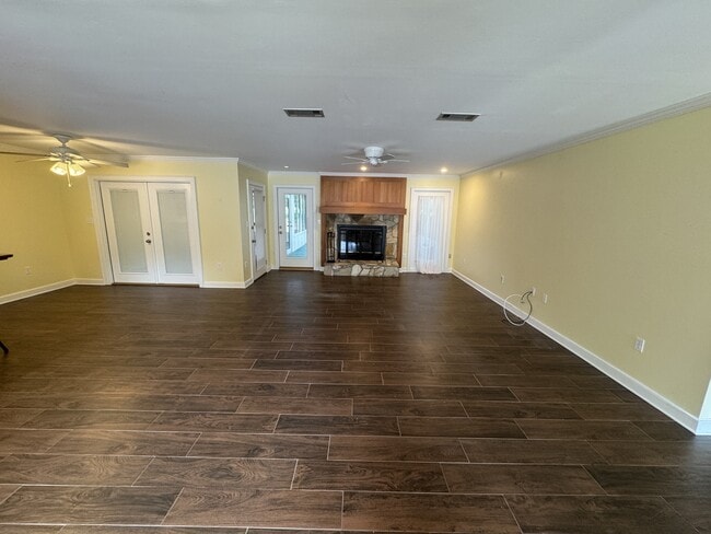 Foto del edificio - 234 Wava Ave