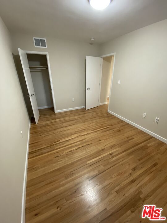 Foto del edificio - 1012 Elkgrove Ave