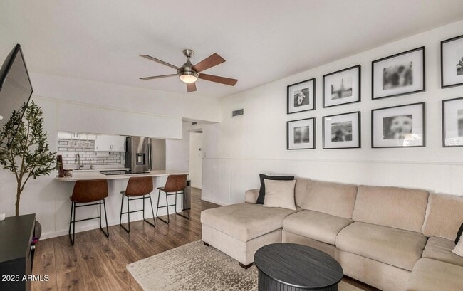 Building Photo - 1964 E Wesleyan Dr