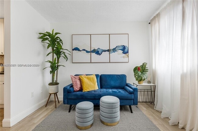 Building Photo - 815 NW 30th St