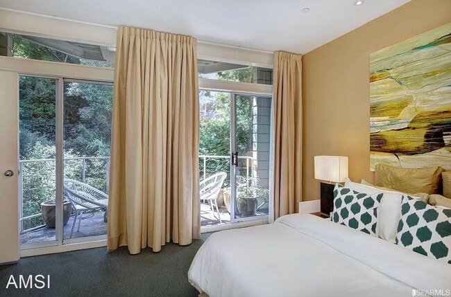 Building Photo - 2 br, 2.5 bath House - 44 Macondray Lane #6W