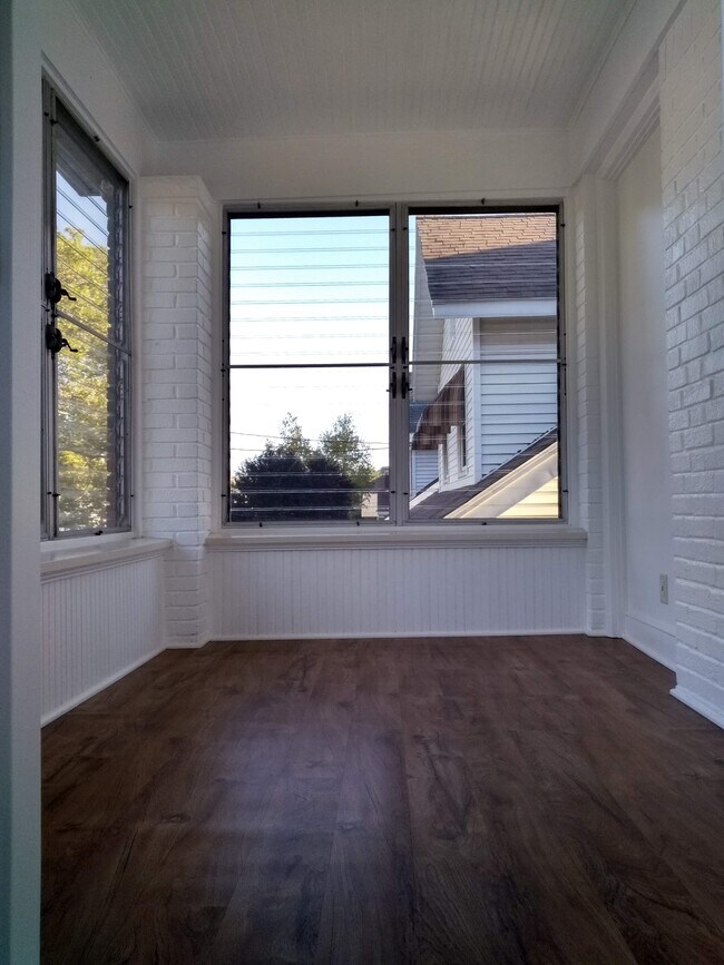 Enclosed outside porch - 3002 French St