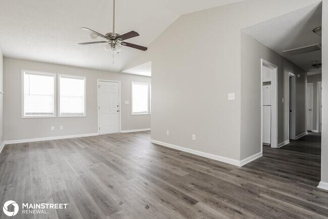 Building Photo - 1499 Smokey Mountain Dr, Zebulon, NC 27597