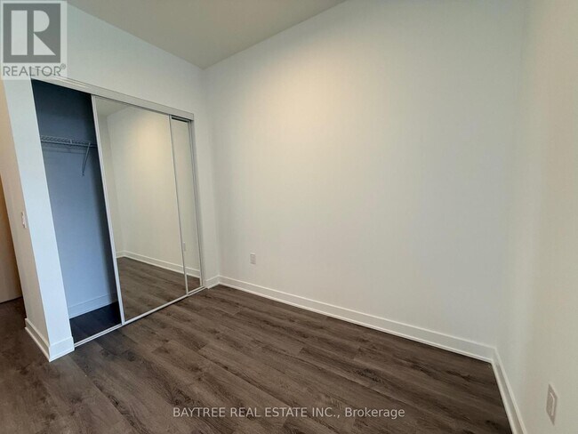 Photo du bâtiment - 30 Dreamers Wy