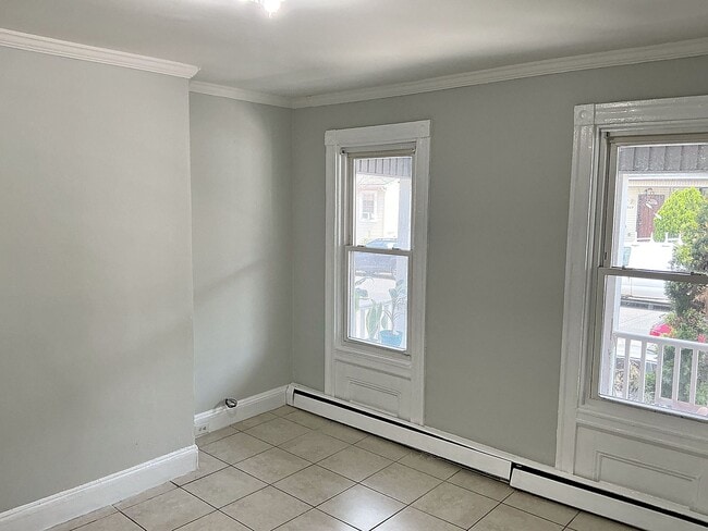 Building Photo - 546 Livingston St