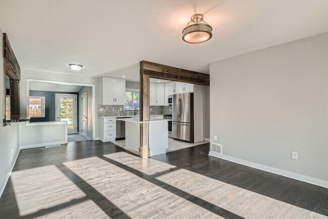 Building Photo - 1285 S Glencoe Street, Denver, CO, 80246