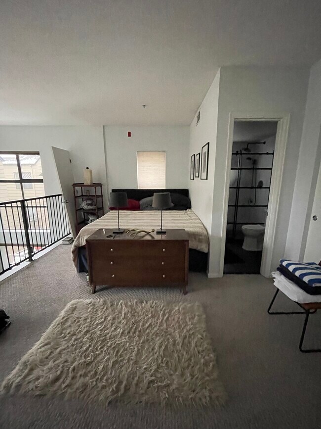 Foto del edificio - 3068 Umatilla St