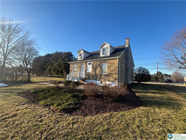 Foto del edificio - 6450 Sullivan Trail