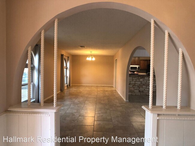 Building Photo - 4 br, 2 bath House - 1900 Archway Dr.