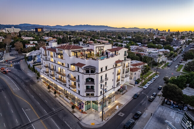 Building Photo - RBM LaBrea & 12th Apartments