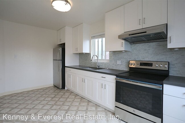 Building Photo - 1 br, 1 bath House - 300 Ocean Ave #4